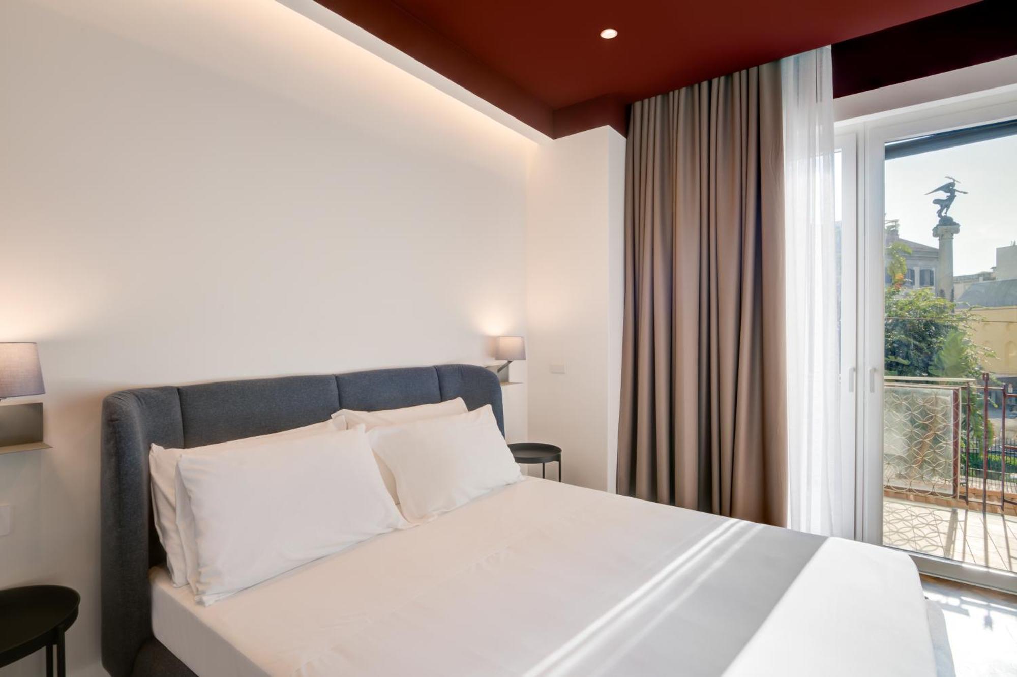 Well Suites - Piazza Dei Martiri Napels Buitenkant foto